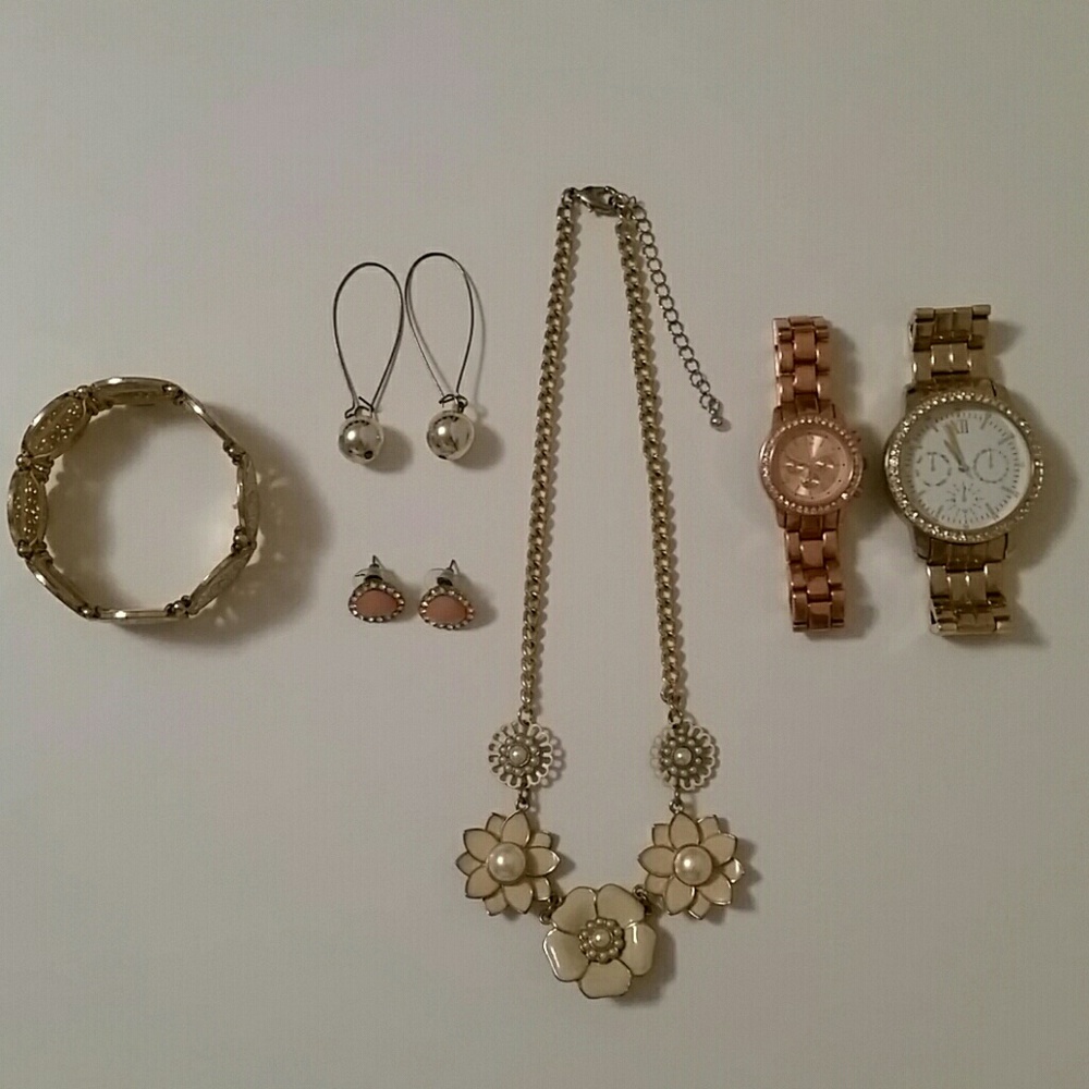 Modern costume jewelry